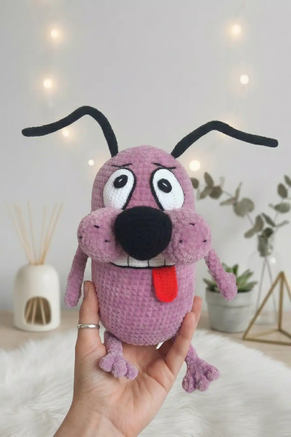 Courage the Cowardly Dog Crochet Pattern — Free Amigurumi Tutorial