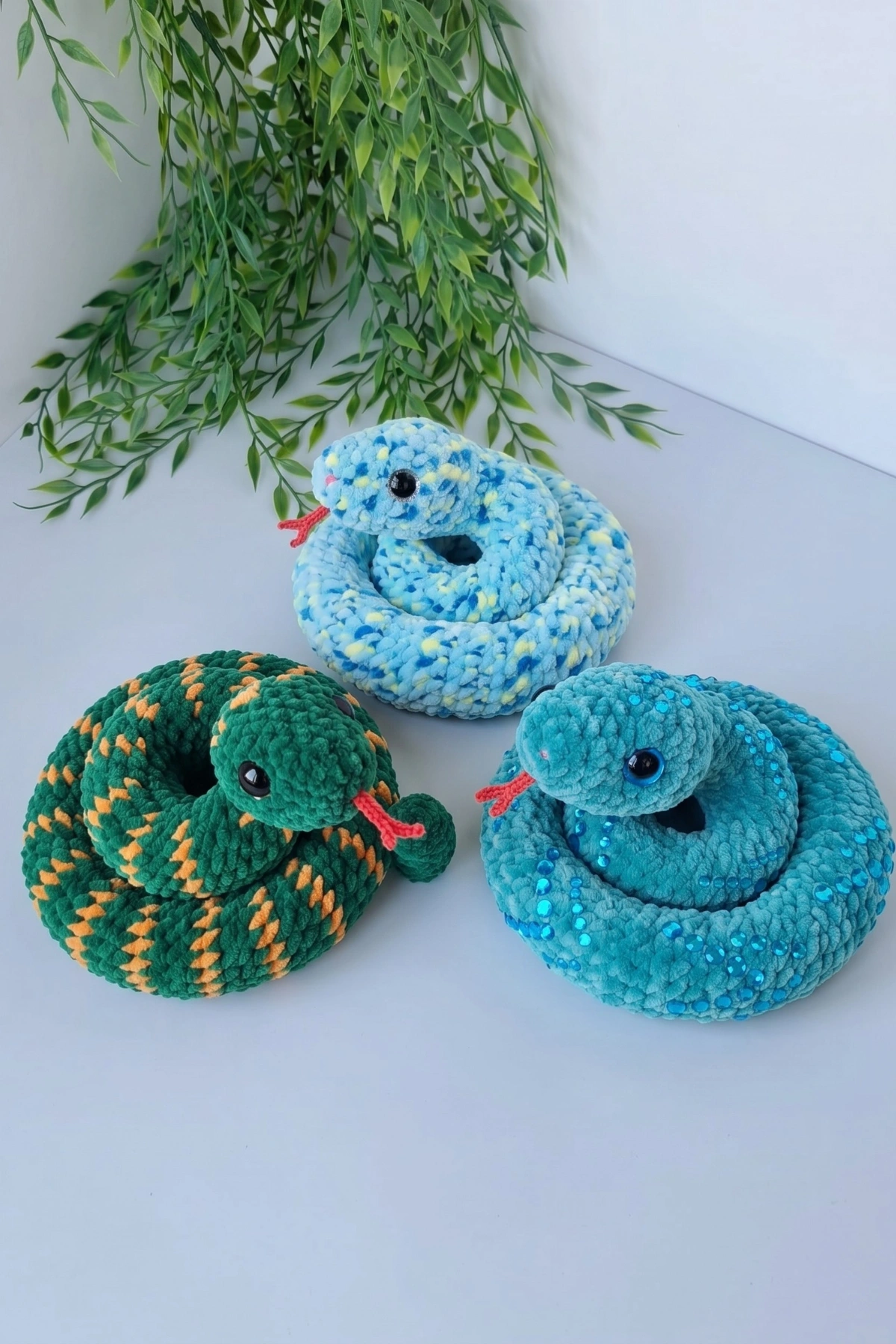 Crochet Snake Amigurumi Pattern: Coiling 70cm Plush Toy