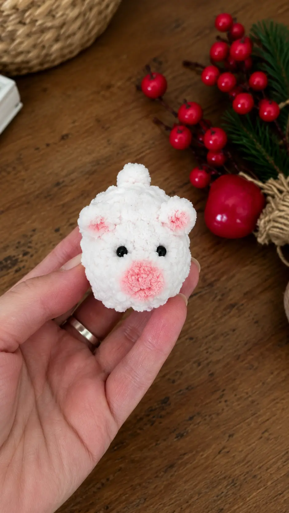 Free Amigurumi Pattern Little Pig Plush