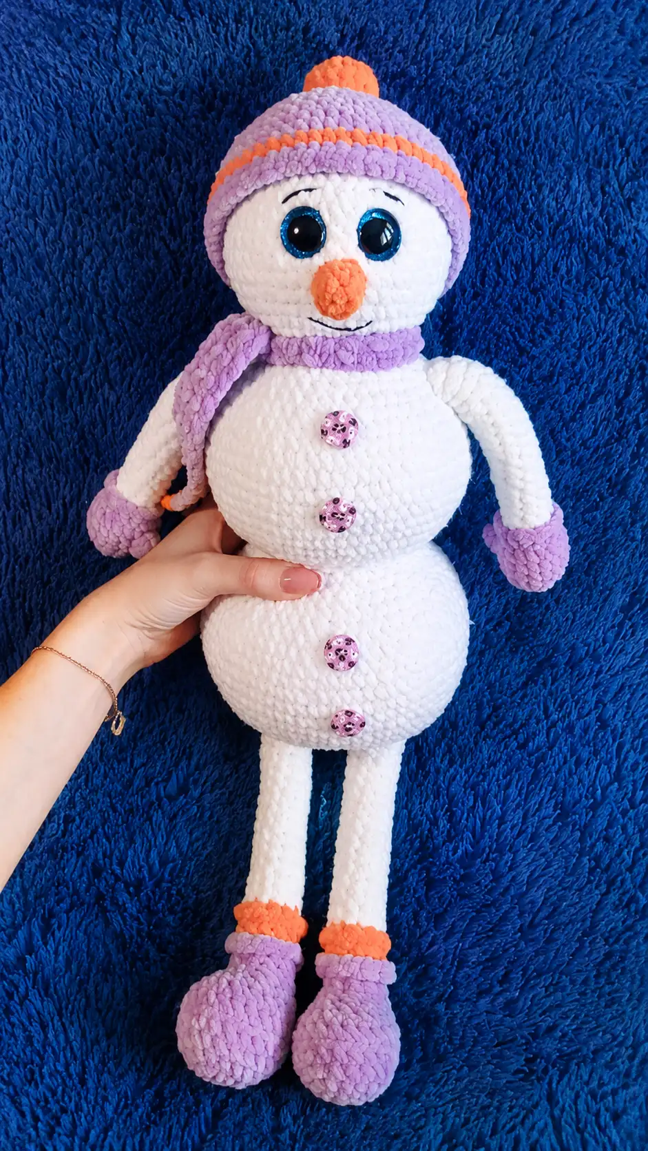 Free Amigurumi Pattern Plush Snowman Doll